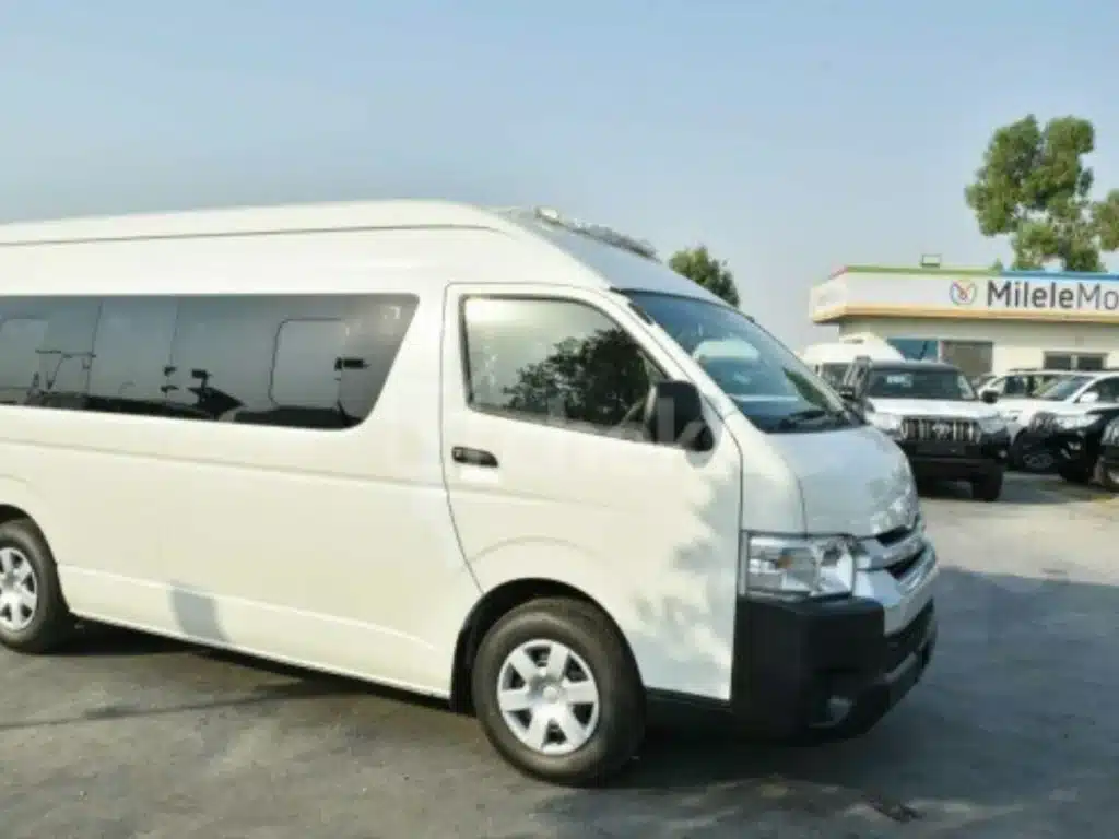 Maxi Cab Booking Perth